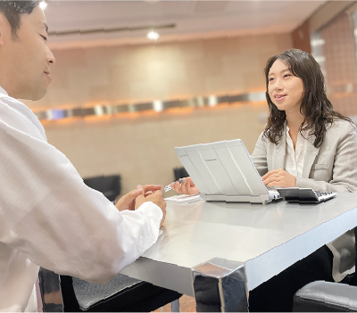 社員の1日_商談